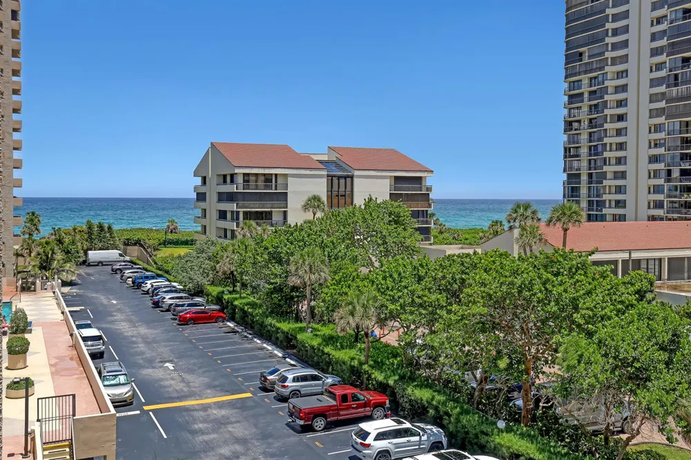 4200 OCEAN DRIVE #2-403 Riviera Beach, FL 33404