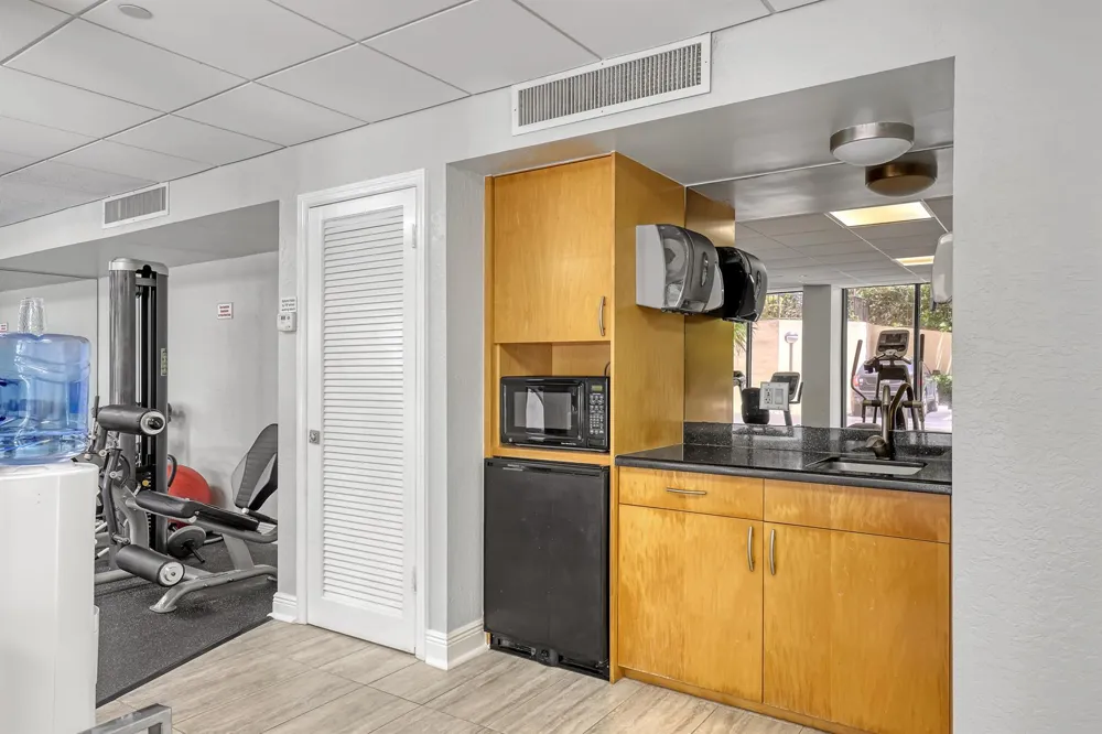 4200 OCEAN DRIVE #2-403 Riviera Beach, FL 33404