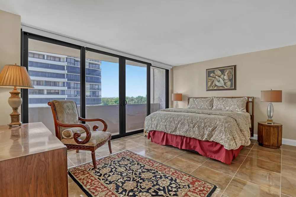 4200 OCEAN DRIVE #2-403 Riviera Beach, FL 33404