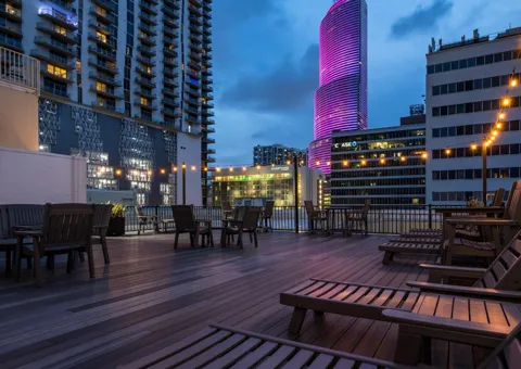 150 SE 3RD AVENUE #16