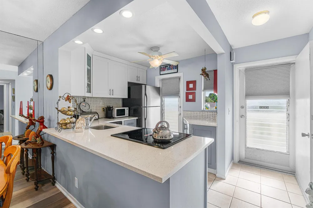 2161 NE 1st Court #205 Boynton Beach, FL 33435