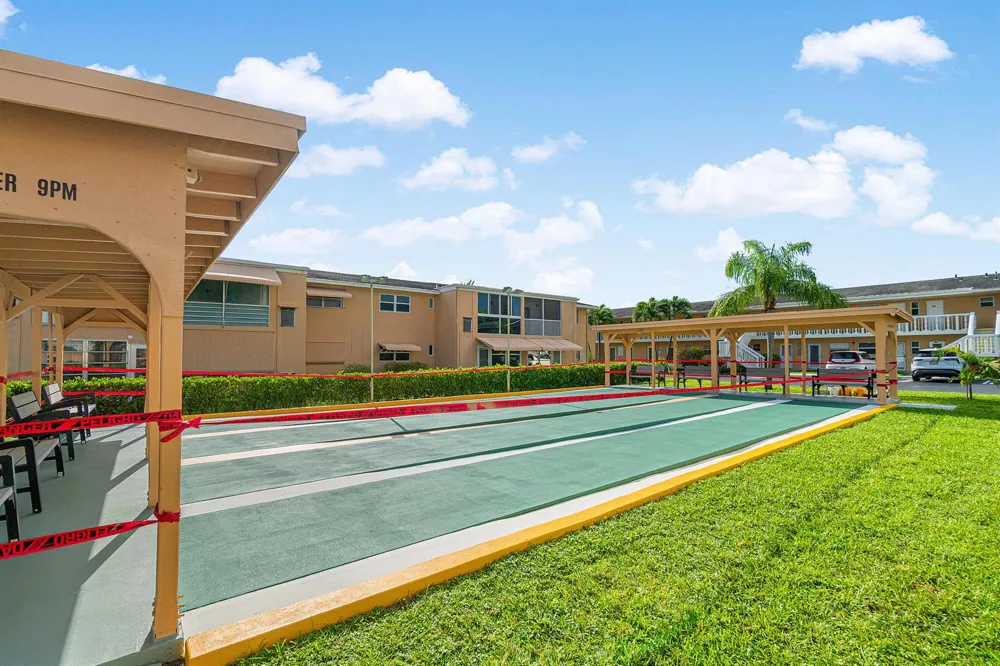 2161 NE 1st Court #205 Boynton Beach, FL 33435