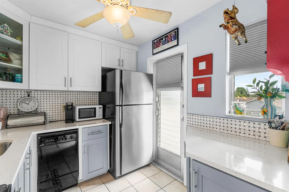 2161 NE 1st Court #205 Boynton Beach, FL 33435