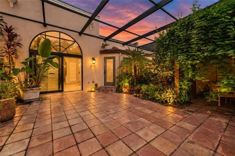 1439 Larkspur Drive