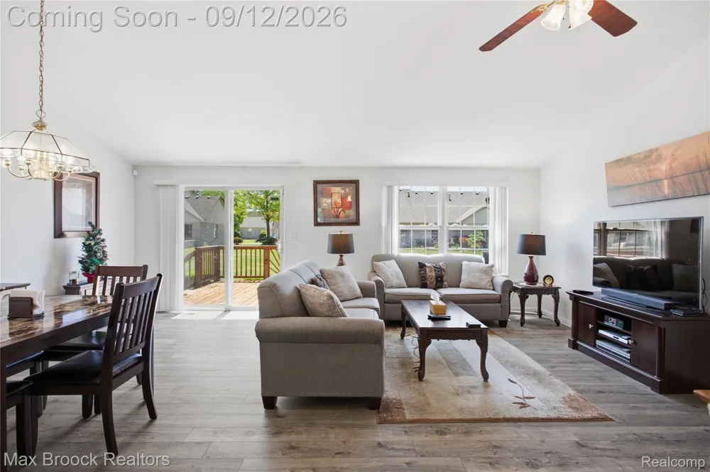5624 Township Court Sterling Heights City, MI 48310