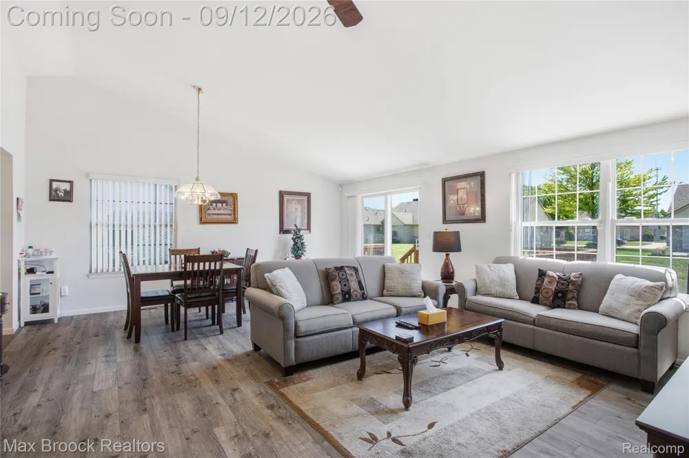 5624 Township Court Sterling Heights City, MI 48310