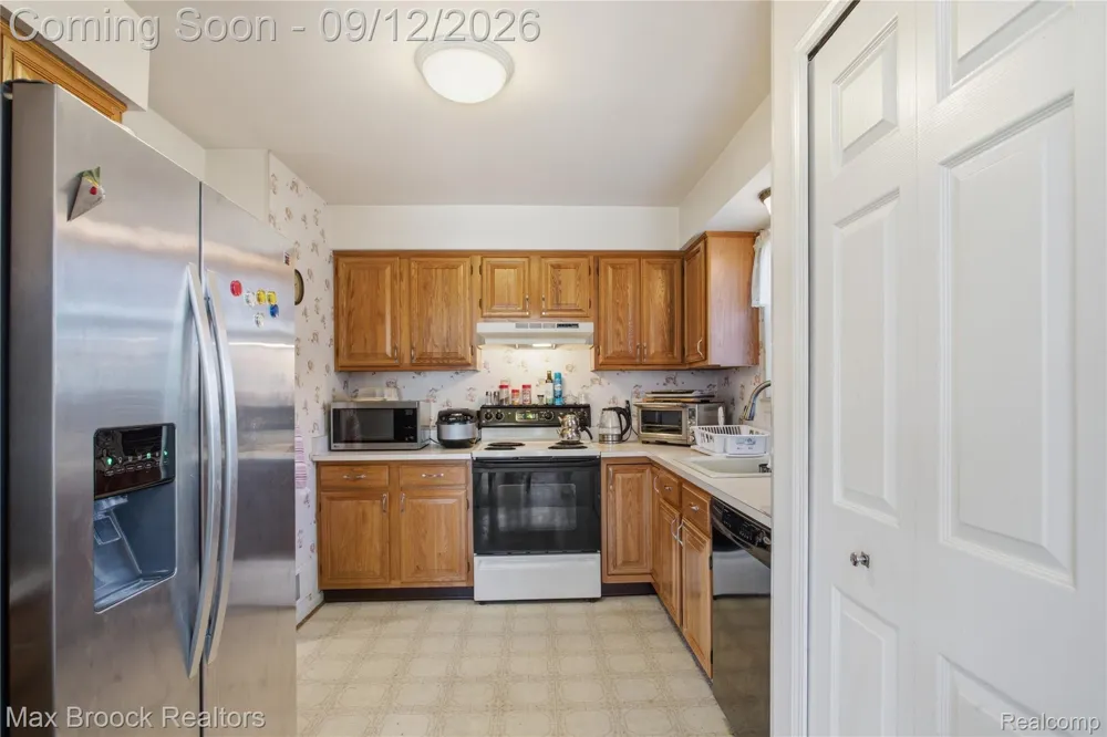 5624 Township Court Sterling Heights City, MI 48310
