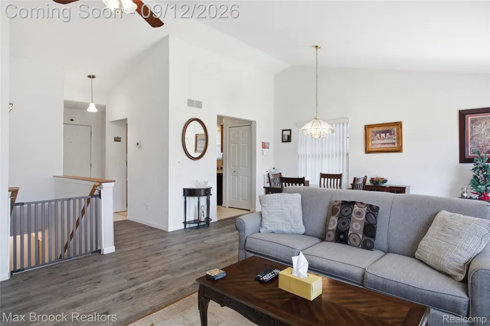 5624 Township Court Sterling Heights City, MI 48310