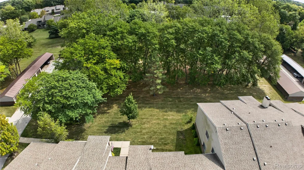 10193 Nancys Boulevard #74 Grosse Ile Township, MI 48138