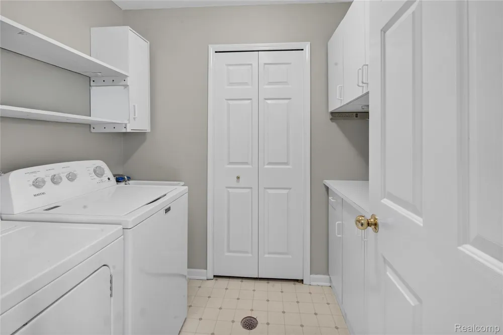 10193 Nancys Boulevard #74 Grosse Ile Township, MI 48138