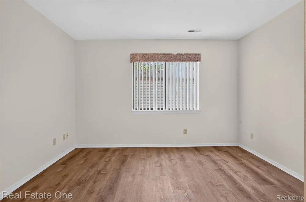 376 Spring Brooke Drive Brighton City, MI 48116