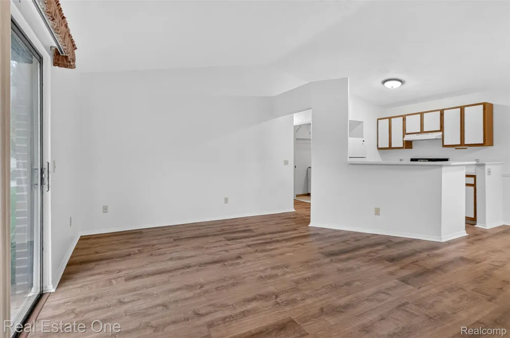 376 Spring Brooke Drive Brighton City, MI 48116