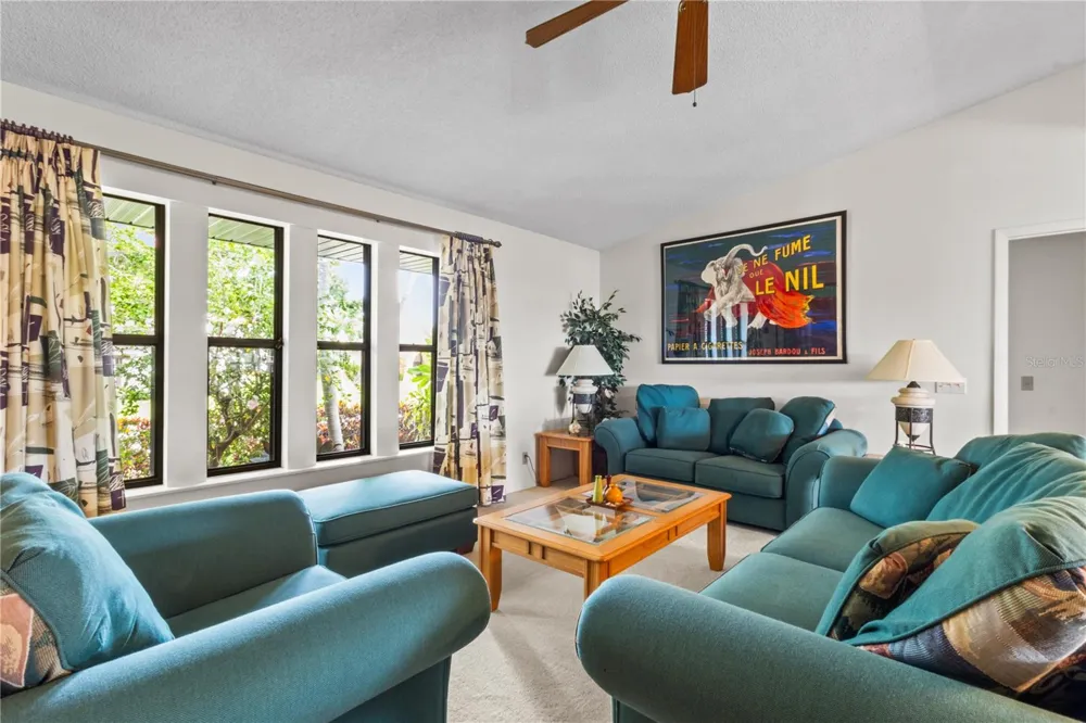 4612 CORAL LAKE DRIVE Bradenton, FL 34210
