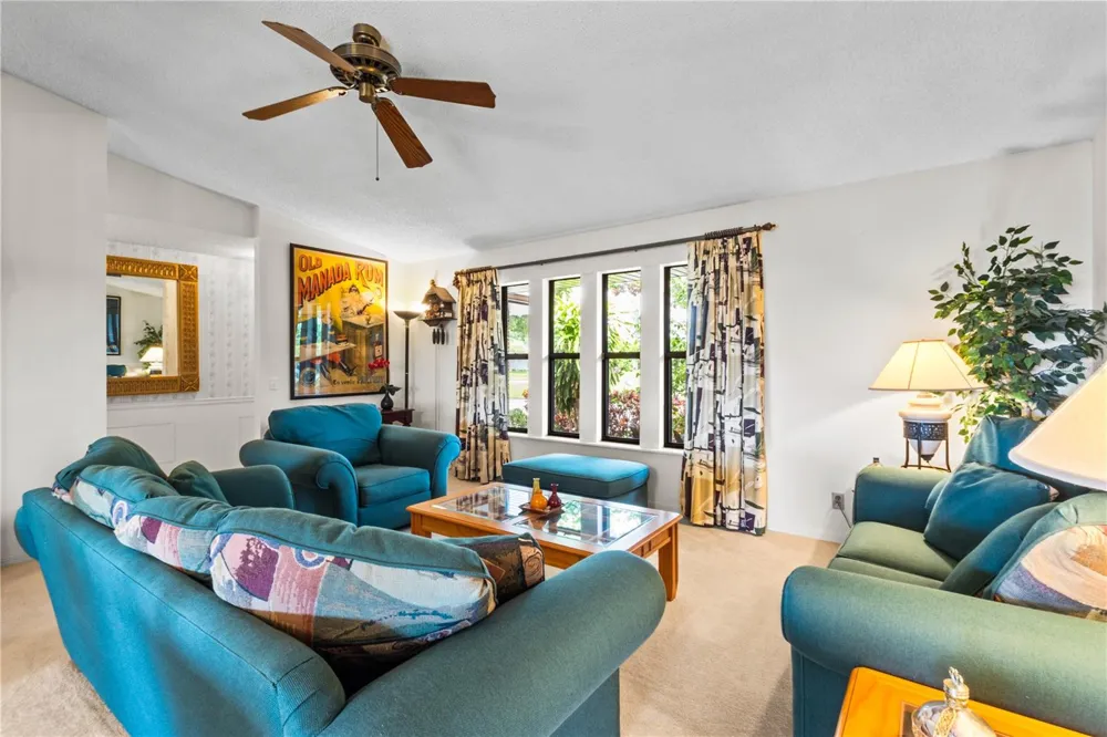 4612 CORAL LAKE DRIVE Bradenton, FL 34210