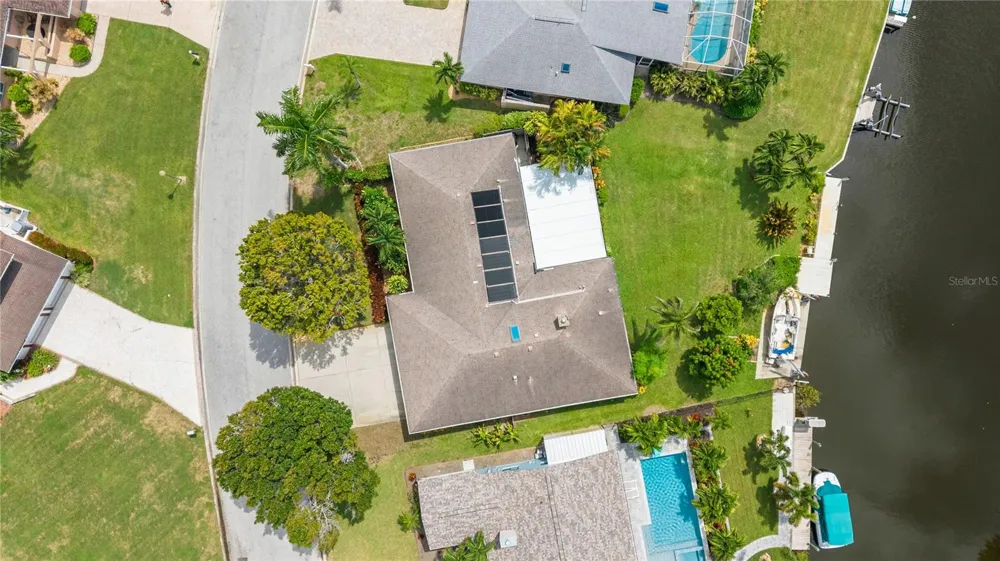4612 CORAL LAKE DRIVE Bradenton, FL 34210