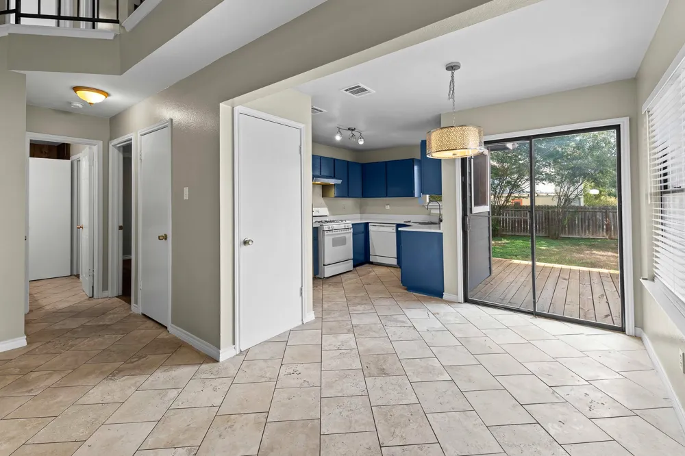 2304 Klattenhoff Drive Austin, TX 78728