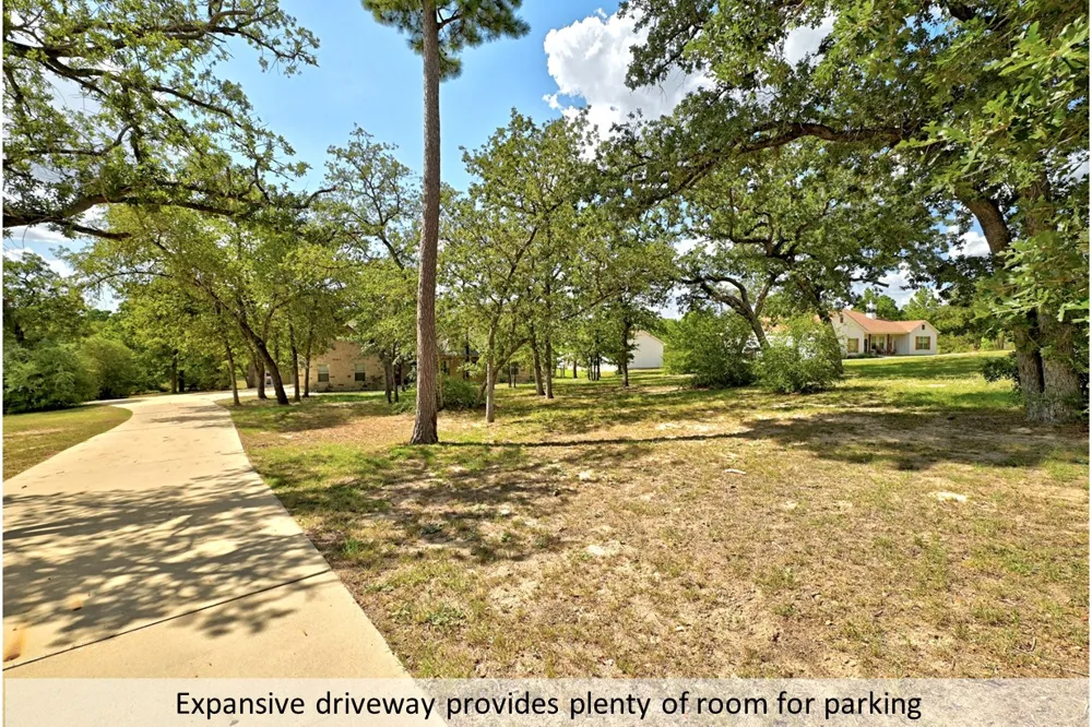 170 Woodland Court Bastrop, TX 78602