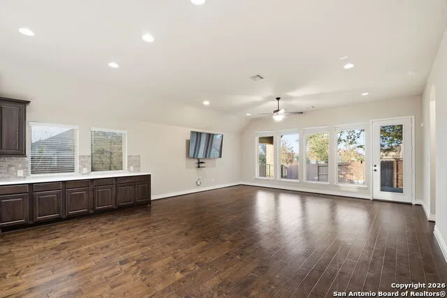 436 Sweetleaf New Braunfels, TX 78132