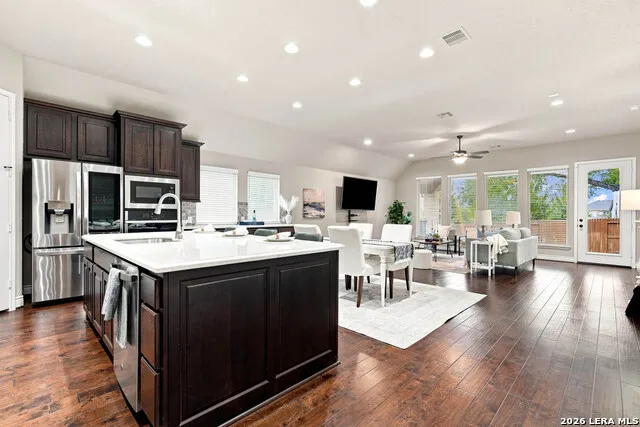 436 Sweetleaf New Braunfels, TX 78132