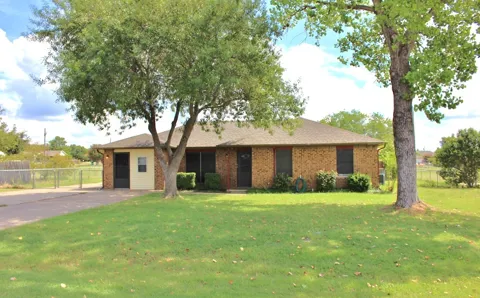 418 Bluebonnet Lane