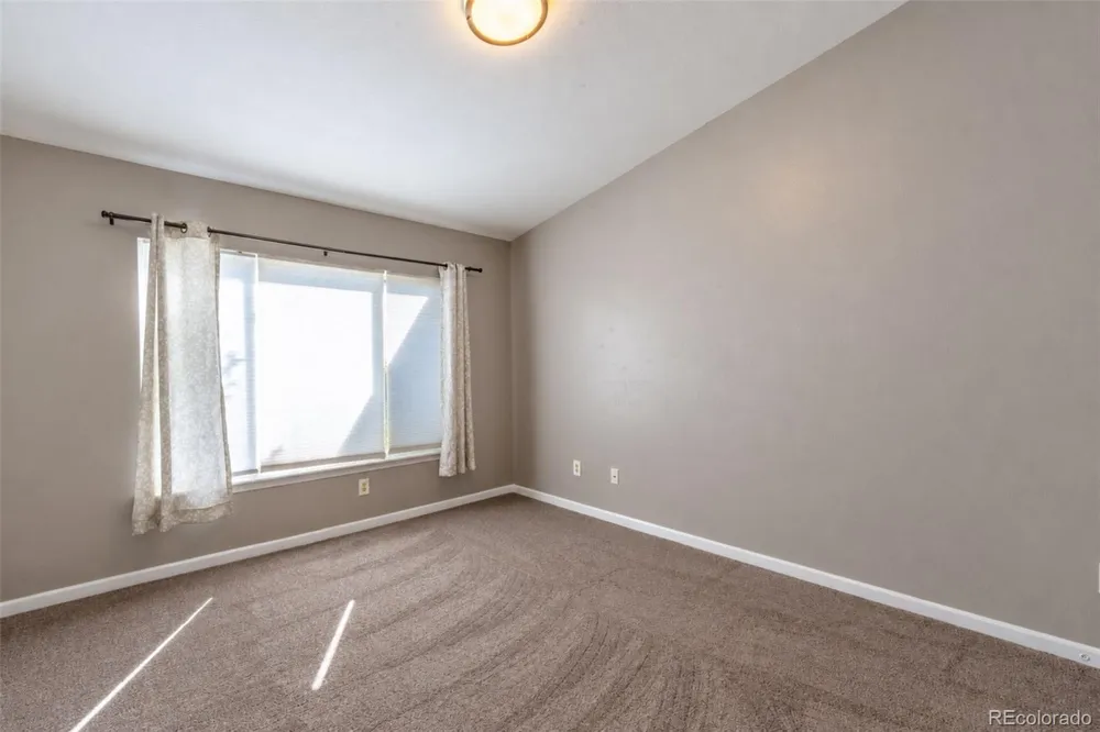 1604 Granby Way #201 Aurora, CO 80011