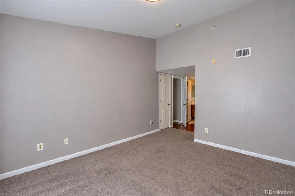 1604 Granby Way #201 Aurora, CO 80011