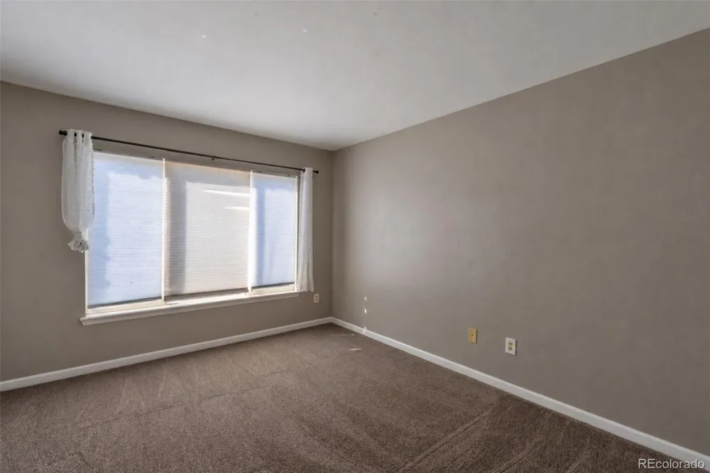 1604 Granby Way #201 Aurora, CO 80011
