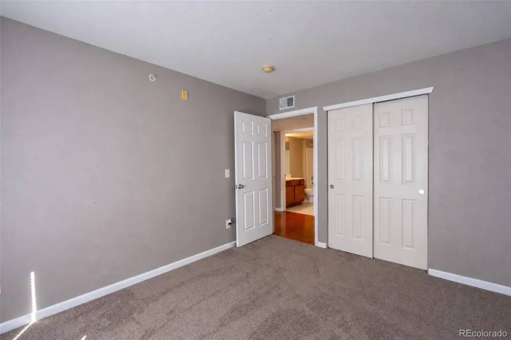 1604 Granby Way #201 Aurora, CO 80011