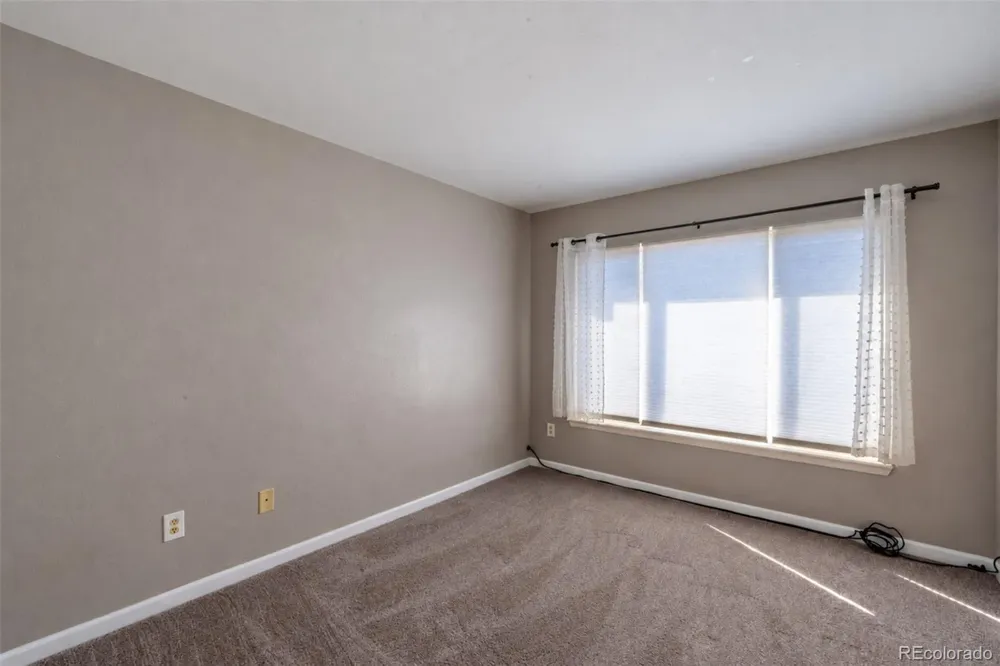1604 Granby Way #201 Aurora, CO 80011