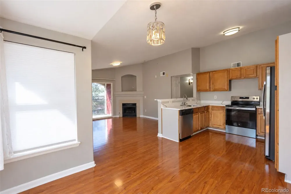1604 Granby Way #201 Aurora, CO 80011