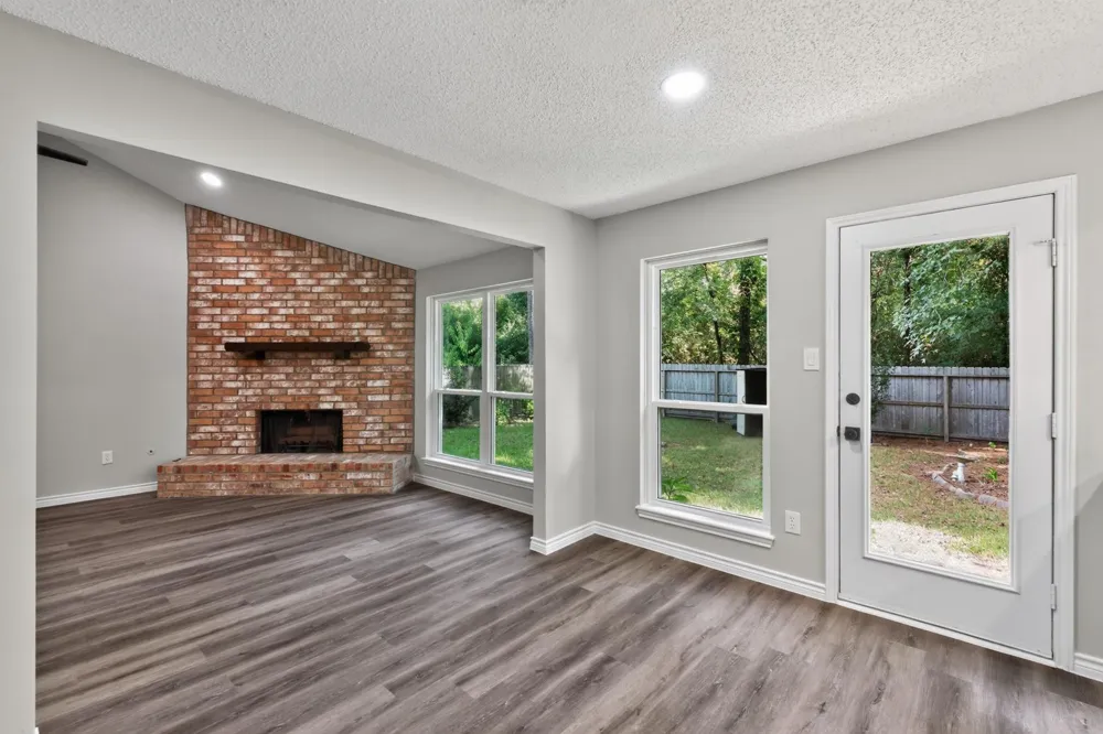 106 Woodstock Circle Drive The Woodlands, TX 77381