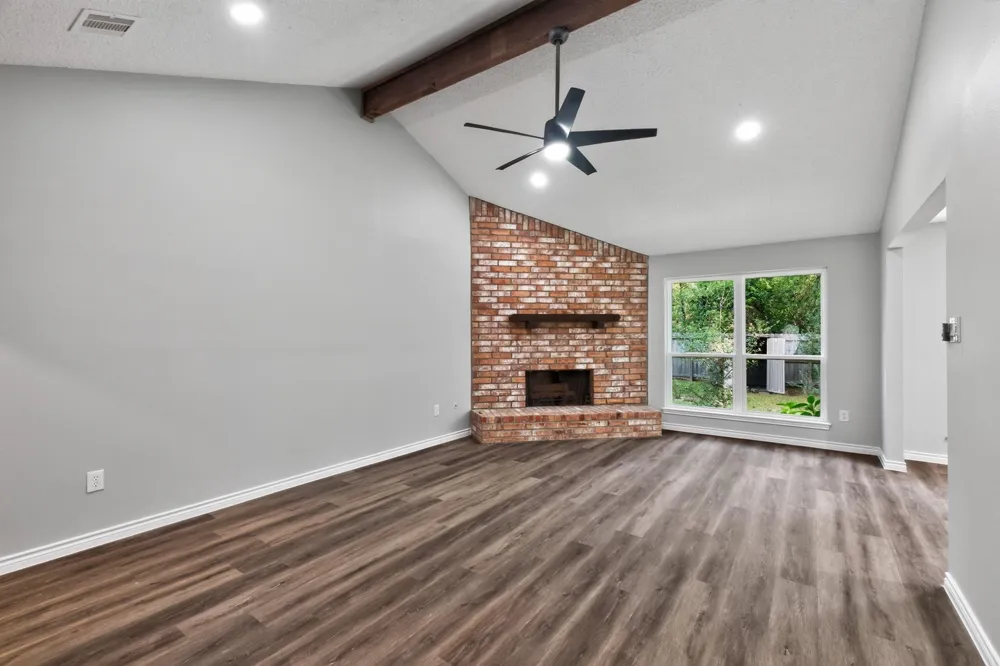 106 Woodstock Circle Drive The Woodlands, TX 77381
