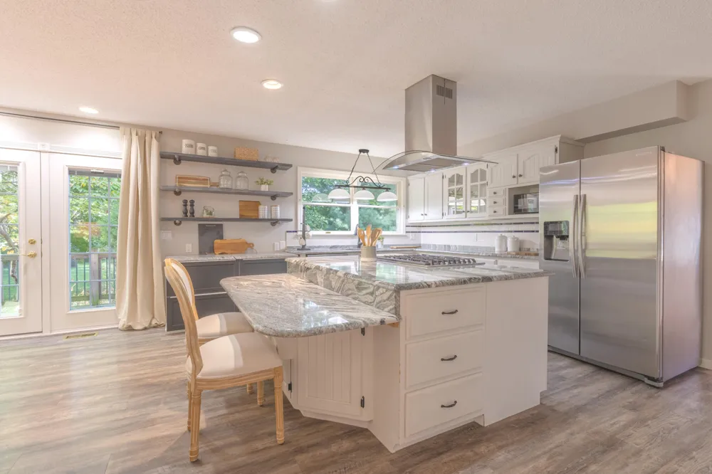 15593 Shady Lane Three Rivers, MI 49093