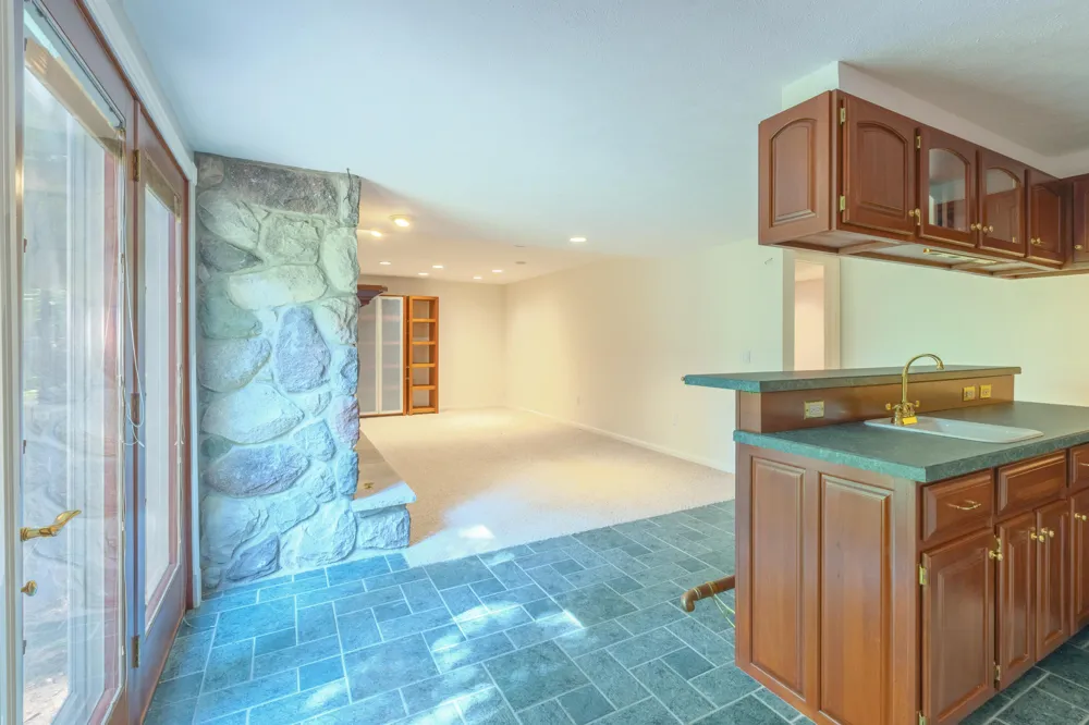 15593 Shady Lane Three Rivers, MI 49093