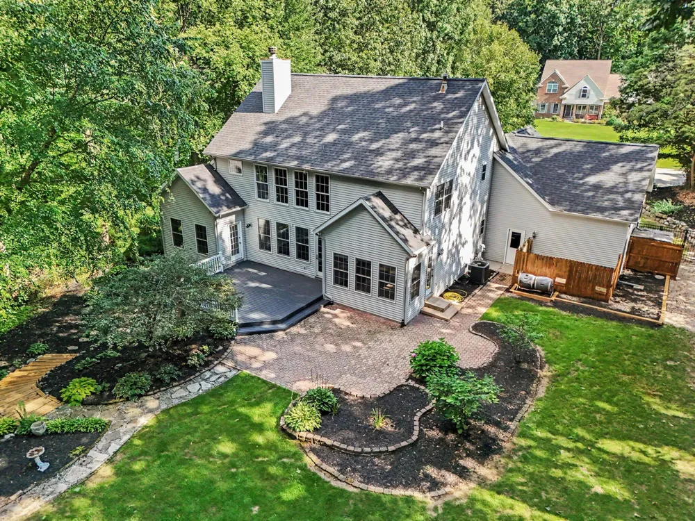 6390 Shugarbush Trail Kalamazoo, MI 49009