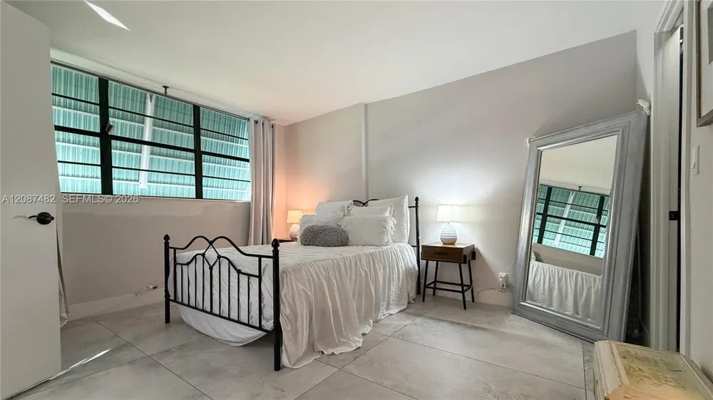 400 SE 10th St #112 Deerfield Beach, FL 33441