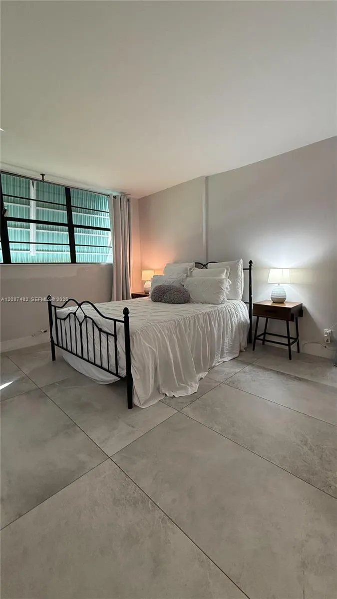 400 SE 10th St #112 Deerfield Beach, FL 33441