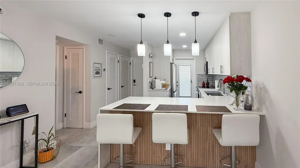 400 SE 10th St #112 Deerfield Beach, FL 33441