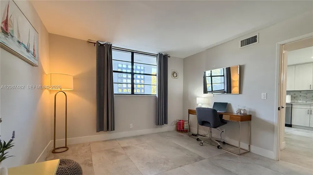 400 SE 10th St #112 Deerfield Beach, FL 33441