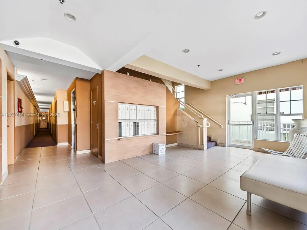 1244 Pennsylvania Ave #302 Miami Beach, FL 33139