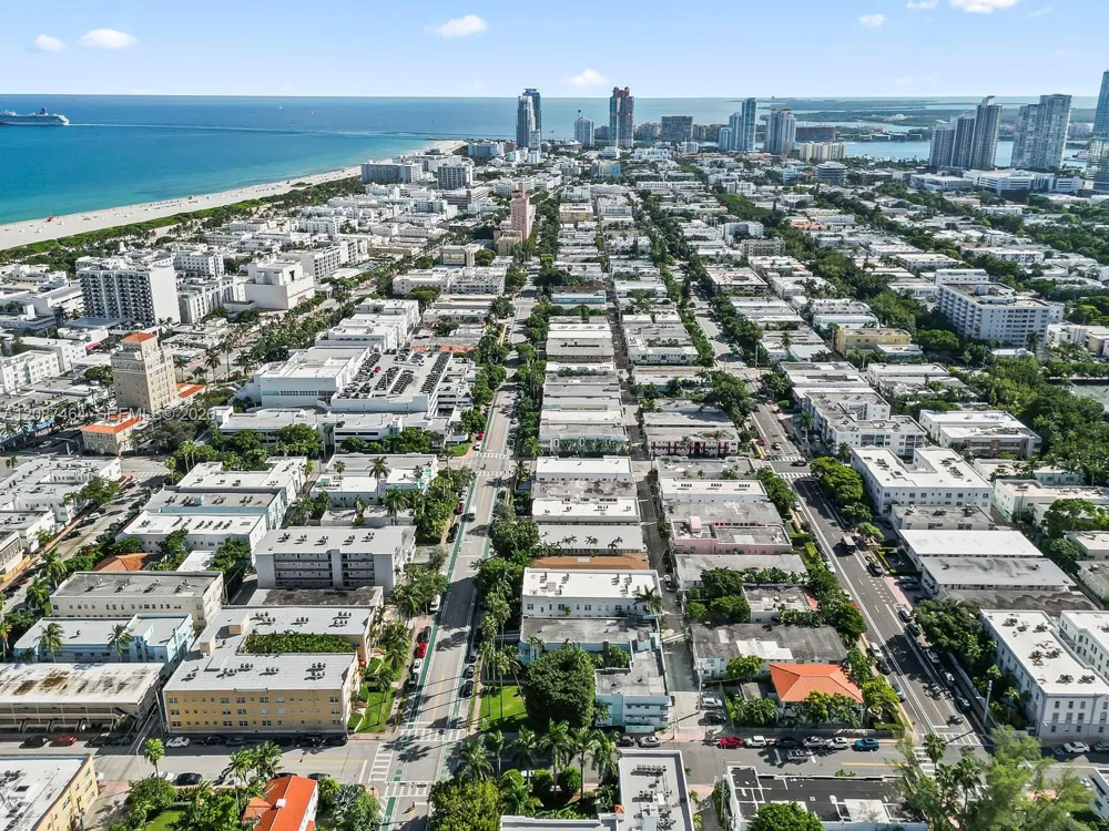 1244 Pennsylvania Ave #302 Miami Beach, FL 33139