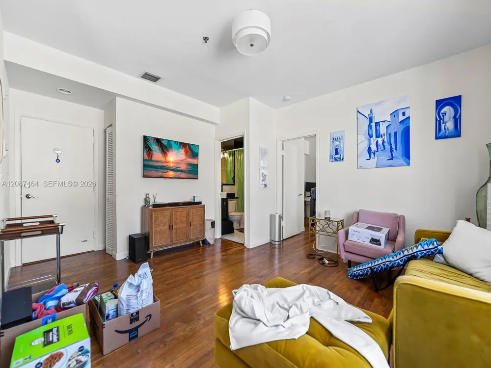 1244 Pennsylvania Ave #302 Miami Beach, FL 33139