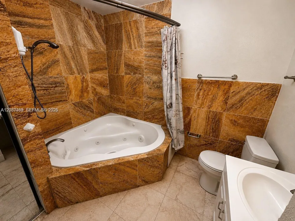 17215 SW 112 CT #II2543 Miami, FL 33157