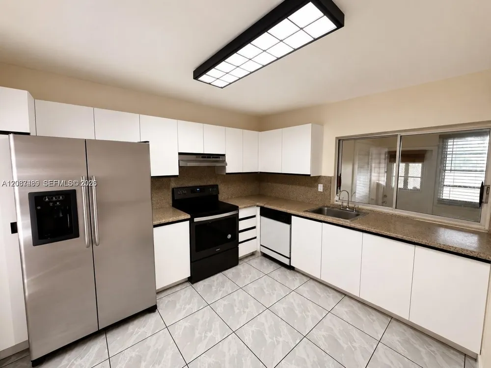 17215 SW 112 CT #II2543 Miami, FL 33157