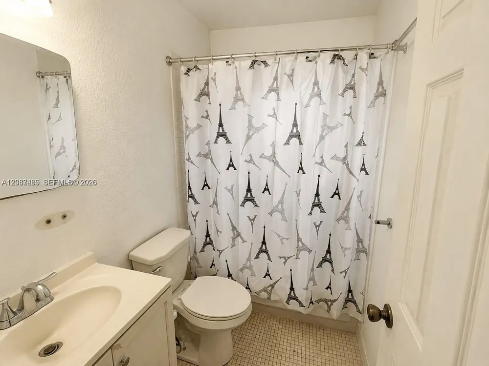 17215 SW 112 CT #II2543 Miami, FL 33157