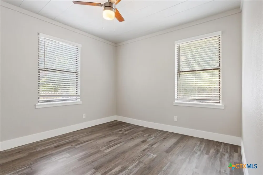204 E Fowler Avenue Killeen, TX 76541