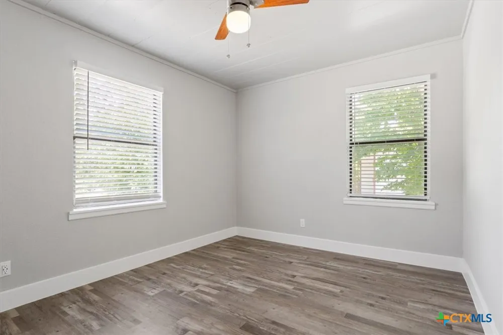 204 E Fowler Avenue Killeen, TX 76541