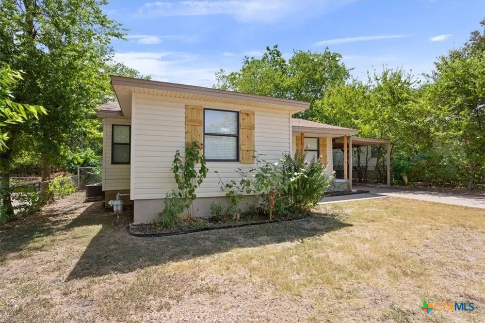 204 E Fowler Avenue Killeen, TX 76541