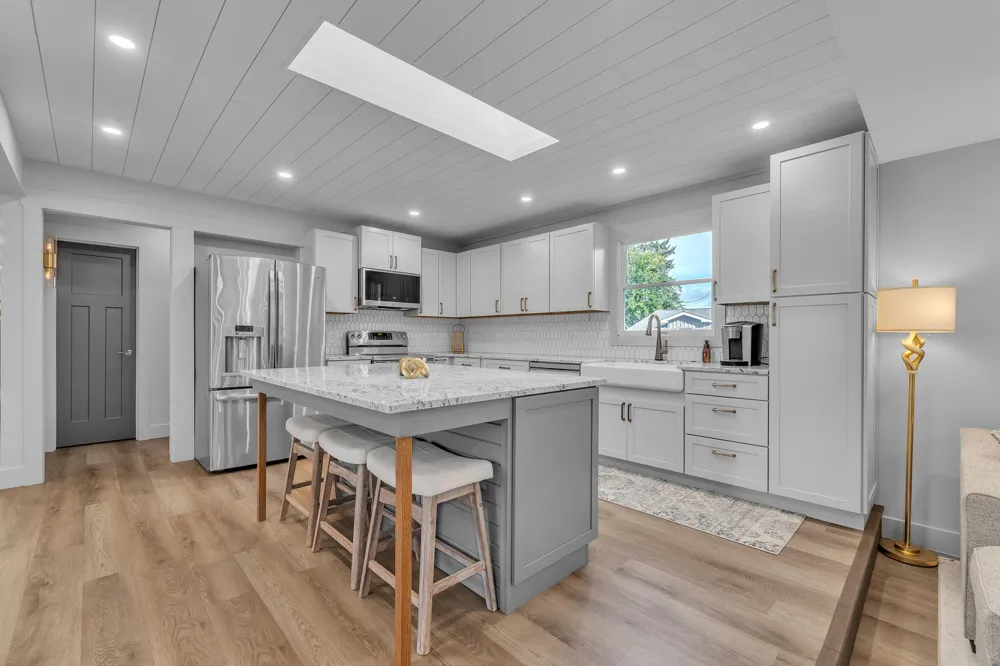 5160 Milwaukee Road Tecumseh Township, MI 49286