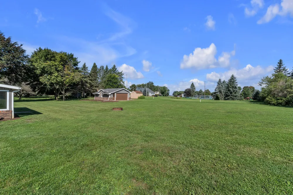 5160 Milwaukee Road Tecumseh Township, MI 49286